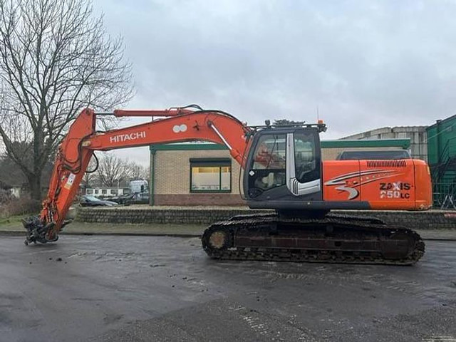 Hitachi ZX250LC-3 - ZX 250 LC - ZX250 - Escavadeira: foto 1 Hitachi ZX250LC-3 - ZX 250 LC - ZX250 - Escavadeira: foto 1