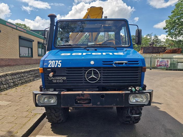 Mercedes-Benz U 1200 4X4 - Camião grua: foto 3 Mercedes-Benz U 1200 4X4 - Camião grua: foto 3
