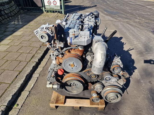 PACCAR PR 183 S3 - Peça de reposição: foto 4 PACCAR PR 183 S3 - Peça de reposição: foto 4