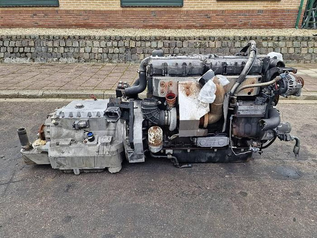 PACCAR PR 228 S2 - Peça de reposição: foto 1 PACCAR PR 228 S2 - Peça de reposição: foto 1