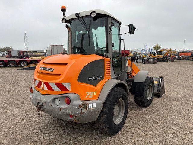 Atlas AR75e, Hydr. S.W.S., 4+1 Schaufel, Palettengabel - Pá carregadora de rodas: foto 5 Atlas AR75e, Hydr. S.W.S., 4+1 Schaufel, Palettengabel - Pá carregadora de rodas: foto 5