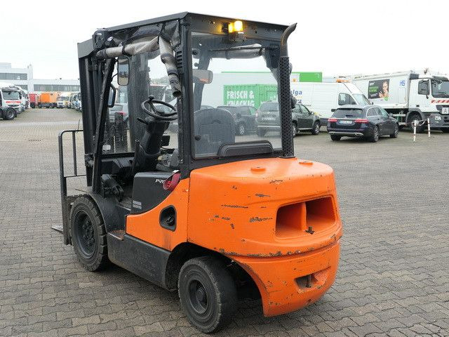 Doosan D35 C-5, 6m Hubhöhe, Freihub, 3,5to. Traglast - Empilhador a diesel: foto 4 Doosan D35 C-5, 6m Hubhöhe, Freihub, 3,5to. Traglast - Empilhador a diesel: foto 4