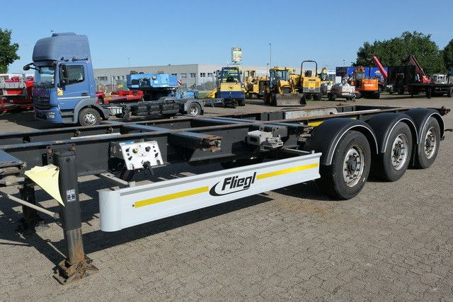 Fliegl SDS 380 SDS01, 20/30 & 40 Fuß Container, BPW - Semi-reboque transportador de contêineres/ Caixa móvel: foto 3 Fliegl SDS 380 SDS01, 20/30 & 40 Fuß Container, BPW - Semi-reboque transportador de contêineres/ Caixa móvel: foto 3
