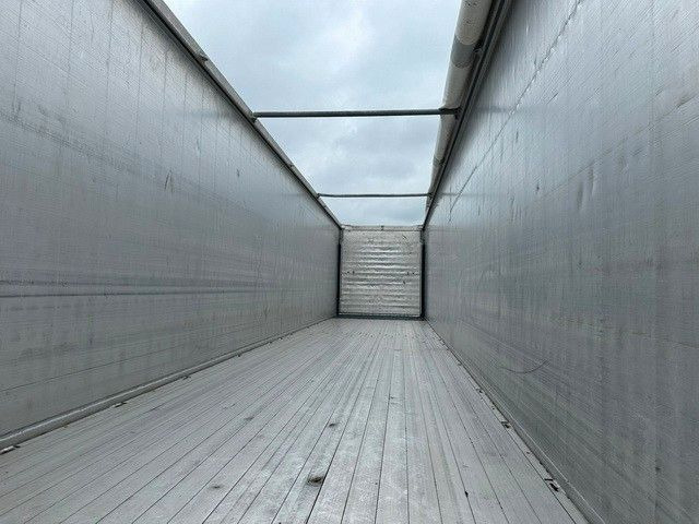 Fliegl SDS 390, 93m³, 10mm Boden, 2-Achser, Funk - Semi-reboque piso móvel: foto 4 Fliegl SDS 390, 93m³, 10mm Boden, 2-Achser, Funk - Semi-reboque piso móvel: foto 4