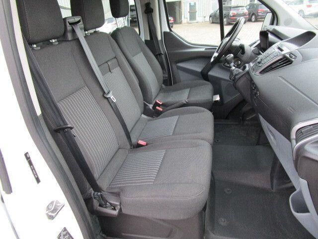 Ford Transit Custom, 9 Sitze, Euro 6 - Minibus, Furgão de passageiros: foto 4 Ford Transit Custom, 9 Sitze, Euro 6 - Minibus, Furgão de passageiros: foto 4