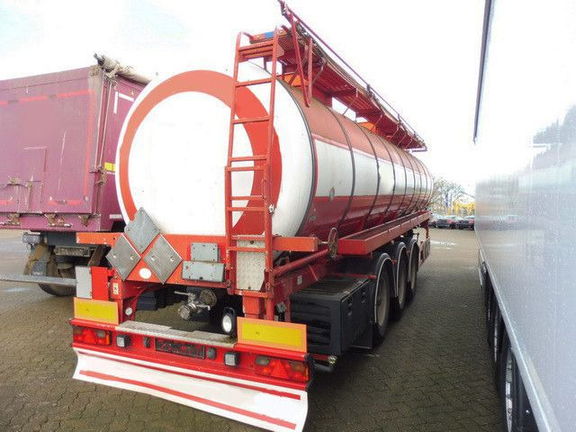 Kässbohrer Isoliert, Chemie, V2A, 32m³,Kompresor,Alu-Felgen - Semi-reboque cisterna: foto 4 Kässbohrer Isoliert, Chemie, V2A, 32m³,Kompresor,Alu-Felgen - Semi-reboque cisterna: foto 4