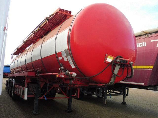 Kässbohrer Isoliert, Chemie, V2A, 32m³,Kompresor,Alu-Felgen - Semi-reboque cisterna: foto 2 Kässbohrer Isoliert, Chemie, V2A, 32m³,Kompresor,Alu-Felgen - Semi-reboque cisterna: foto 2