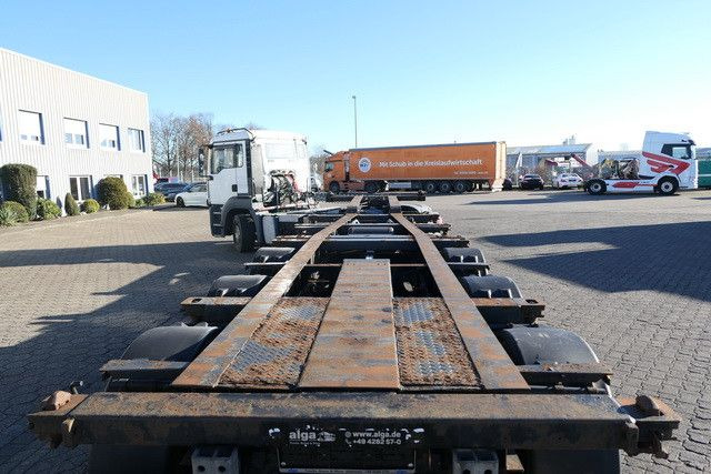 Krone SD, Container-Chassis, Heckausschub, Luft-Lift - Semi-reboque transportador de contêineres/ Caixa móvel: foto 5 Krone SD, Container-Chassis, Heckausschub, Luft-Lift - Semi-reboque transportador de contêineres/ Caixa móvel: foto 5