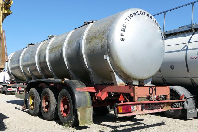 Lag GSA-C 20 S, Chemie-Tank, 25m³, Blattfederung - Semi-reboque cisterna: foto 5 Lag GSA-C 20 S, Chemie-Tank, 25m³, Blattfederung - Semi-reboque cisterna: foto 5