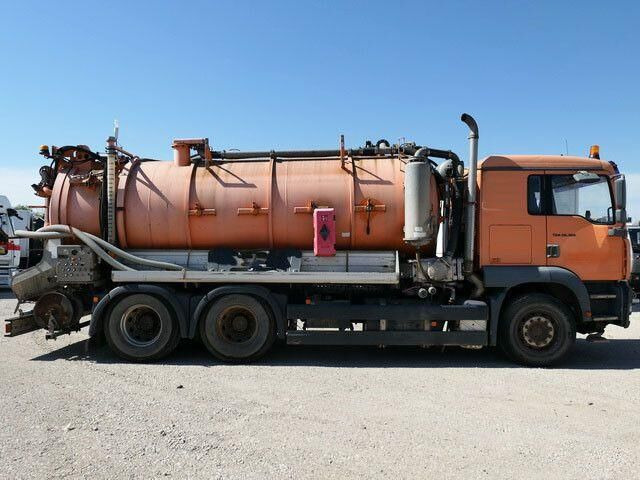 MAN 26.360 FDLC 6x4, Saug- u. Spülaufbau, 14m³ - Caminhão limpa fossa: foto 4 MAN 26.360 FDLC 6x4, Saug- u. Spülaufbau, 14m³ - Caminhão limpa fossa: foto 4