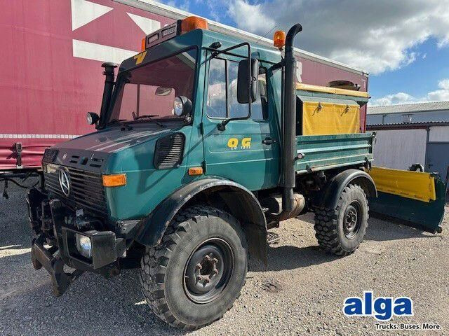 Unimog U 1400 4x4,Winterdienst,Schneeschild,Salzstreuer - Máquina de construção: foto 1 Unimog U 1400 4x4,Winterdienst,Schneeschild,Salzstreuer - Máquina de construção: foto 1