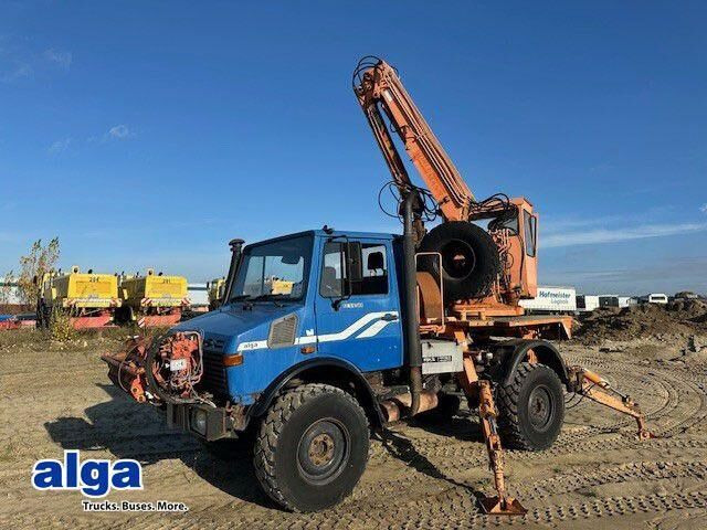 Unimog U 1450 4x4, Zug & Bergwinde, Kran, Greifer, AH - Máquina de construção: foto 1 Unimog U 1450 4x4, Zug & Bergwinde, Kran, Greifer, AH - Máquina de construção: foto 1