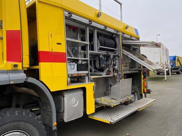 Carro de bombeiro Mercedes-Benz 1833 Axor 4x4,Palfinger PK8502,Allrad,Seilwinde: foto 13 Carro de bombeiro Mercedes-Benz 1833 Axor 4x4,Palfinger PK8502,Allrad,Seilwinde: foto 13