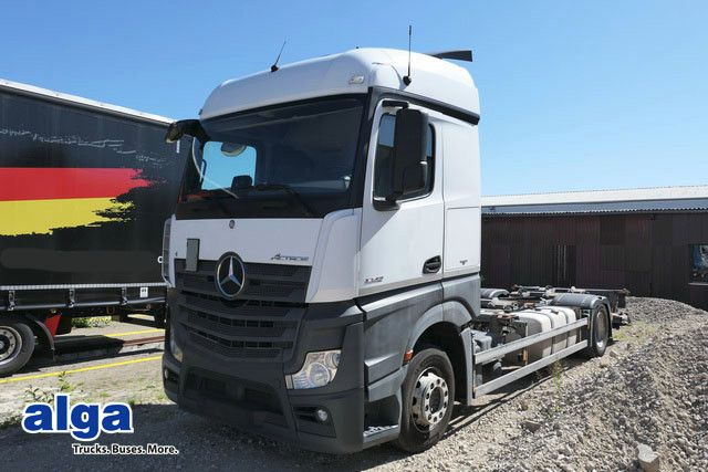 Mercedes-Benz 1842 L Actros/LBW/Retarder/BDF - Camião transportador de contêineres/ Caixa móvel: foto 1 Mercedes-Benz 1842 L Actros/LBW/Retarder/BDF - Camião transportador de contêineres/ Caixa móvel: foto 1