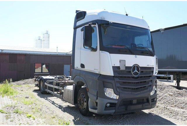 Mercedes-Benz 1842 L Actros/LBW/Retarder/BDF - Camião chassi: foto 3 Mercedes-Benz 1842 L Actros/LBW/Retarder/BDF - Camião chassi: foto 3