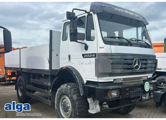 Mercedes-Benz 2024 AK 4x4, Allrad, Einzelbereifung, AHK, - Camião de caixa aberta/ Plataforma: foto 1 Mercedes-Benz 2024 AK 4x4, Allrad, Einzelbereifung, AHK, - Camião de caixa aberta/ Plataforma: foto 1