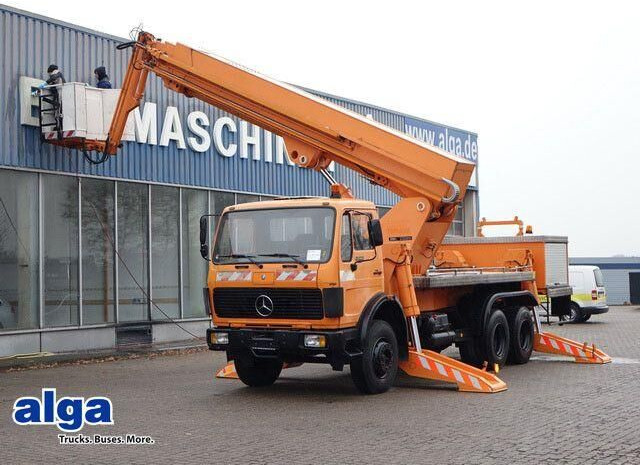 Mercedes-Benz 2222 6x4, Ruthmann, 28m. 3. Sitz - Plataforma articulada: foto 1 Mercedes-Benz 2222 6x4, Ruthmann, 28m. 3. Sitz - Plataforma articulada: foto 1