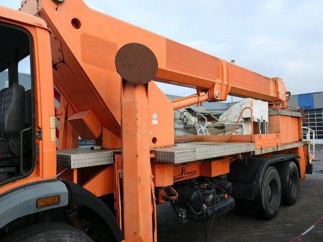 Mercedes-Benz 2429 6X4, SK-Modell, Ruthmann MT 325, 27,4 mtr. - Caminhão com plataforma aérea: foto 4 Mercedes-Benz 2429 6X4, SK-Modell, Ruthmann MT 325, 27,4 mtr. - Caminhão com plataforma aérea: foto 4