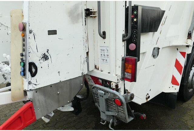 Mercedes-Benz 2532 L Actros 6x2, Faun, Variopress, Zöller, AC - Caminhão de lixo: foto 5 Mercedes-Benz 2532 L Actros 6x2, Faun, Variopress, Zöller, AC - Caminhão de lixo: foto 5