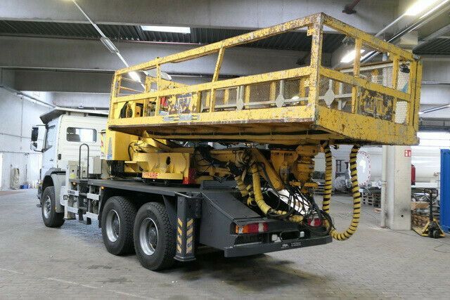Mercedes-Benz 2628/AMV Arbeitshebebühne/Tunnel - Caminhão com plataforma aérea: foto 3 Mercedes-Benz 2628/AMV Arbeitshebebühne/Tunnel - Caminhão com plataforma aérea: foto 3