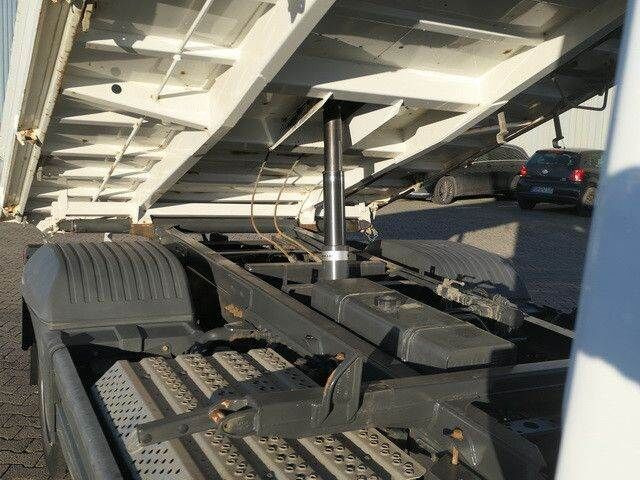 Mercedes-Benz 818 K Atego 4x2, Meiller, AHK, 3. Sitz, 168tkm. - Camião basculante: foto 2 Mercedes-Benz 818 K Atego 4x2, Meiller, AHK, 3. Sitz, 168tkm. - Camião basculante: foto 2