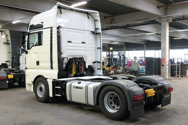 MAN 18.500 TGX/ZF-Intarder/Navi/Kühlbox - Tractor: foto 5 MAN 18.500 TGX/ZF-Intarder/Navi/Kühlbox - Tractor: foto 5