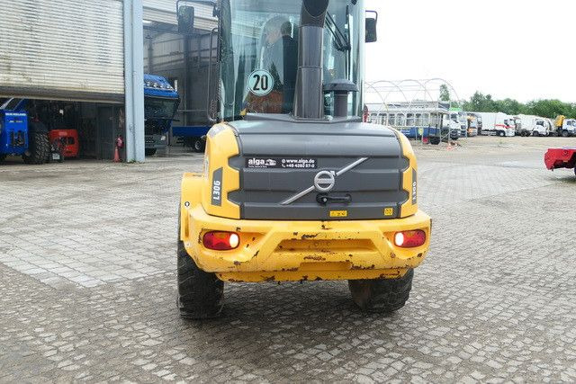 Volvo L30G, 4+1 Schaufel, Palettengabel, Hydr. S.W.S. - Pá carregadora de rodas: foto 4 Volvo L30G, 4+1 Schaufel, Palettengabel, Hydr. S.W.S. - Pá carregadora de rodas: foto 4