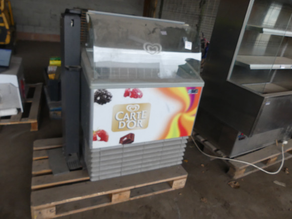 Armoire frigo + congélateur à glaces - Equipamento de processamento de alimentos: foto 1 Armoire frigo + congélateur à glaces - Equipamento de processamento de alimentos: foto 1
