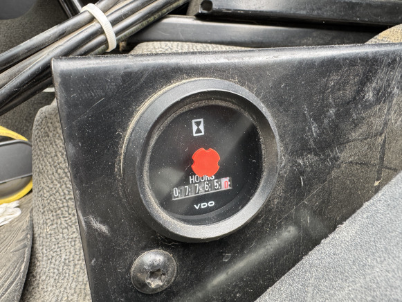Camião cisterna Camion balayeuse Renault SEMAT 6 M³: foto 14