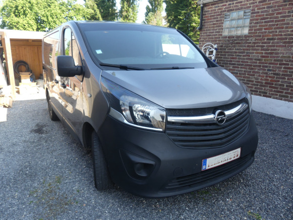 Camionnette Opel Vivaro (2018-122.114 km-VIN:WOVF7G60XJV634111) - Automóvel: foto 2 Camionnette Opel Vivaro (2018-122.114 km-VIN:WOVF7G60XJV634111) - Automóvel: foto 2