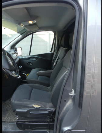 Camionnette Opel Vivaro (2018-122.114 km-VIN:WOVF7G60XJV634111) - Automóvel: foto 5 Camionnette Opel Vivaro (2018-122.114 km-VIN:WOVF7G60XJV634111) - Automóvel: foto 5
