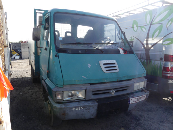 Camionnette benne Renault FN40B5 (1994-301.415 km) - Carrinha basculante: foto 2 Camionnette benne Renault FN40B5 (1994-301.415 km) - Carrinha basculante: foto 2