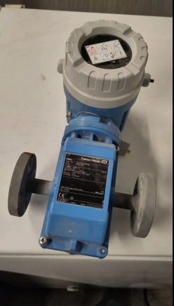 Lot de 2 Promag 10 Endress+Hauser neufs - compte-litre/débitmètre - Equipamento de processamento de alimentos: foto 2 Lot de 2 Promag 10 Endress+Hauser neufs - compte-litre/débitmètre - Equipamento de processamento de alimentos: foto 2