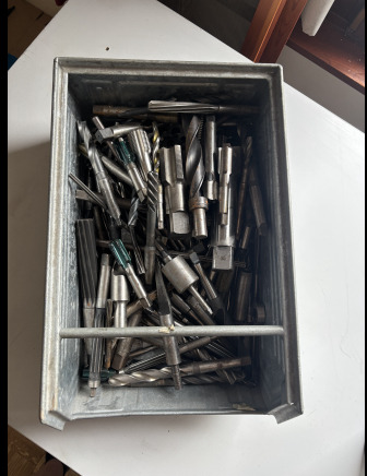 Lot industriel : fraisage, taraudage, perçage – ±100 pièces - Fresadora: foto 2 Lot industriel : fraisage, taraudage, perçage – ±100 pièces - Fresadora: foto 2