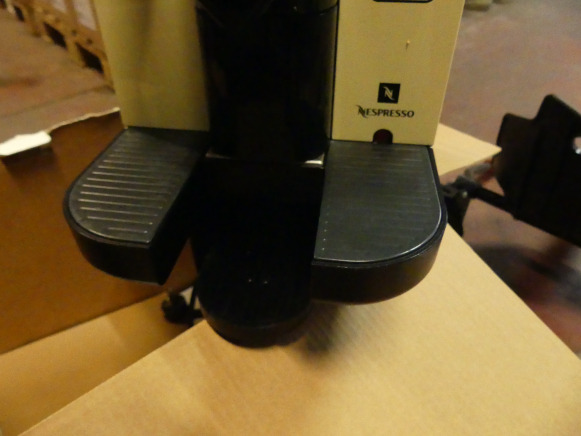 Machine à café Nespresso Lattissima - Equipamento de processamento de alimentos: foto 5 Machine à café Nespresso Lattissima - Equipamento de processamento de alimentos: foto 5