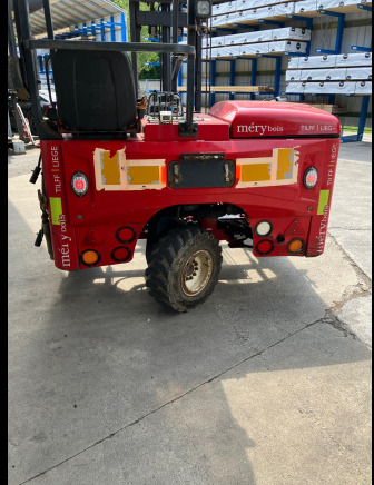 Moffett M8 30.4 - Empilhador lateral: foto 3 Moffett M8 30.4 - Empilhador lateral: foto 3