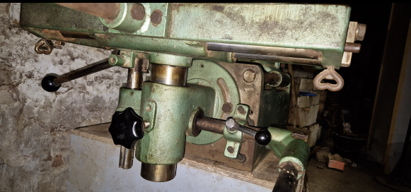 Mortaiseuse RAPID – en parfait état de fonctionnement - Máquina de madeira: foto 4 Mortaiseuse RAPID – en parfait état de fonctionnement - Máquina de madeira: foto 4