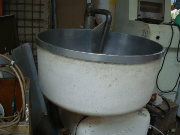 Pétrin DIOSNA. D100 - Máquina de padaria: foto 2 Pétrin DIOSNA. D100 - Máquina de padaria: foto 2