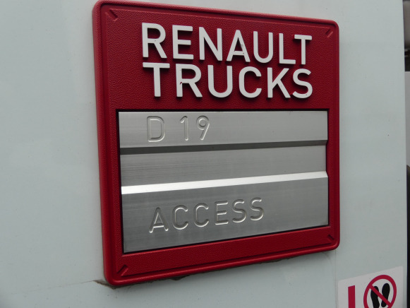REF:1450 - Camion poubelle Renault Access (2015-119.873 km)(Vin:SEG1932BL6BF21129) - Caminhão de lixo: foto 4 REF:1450 - Camion poubelle Renault Access (2015-119.873 km)(Vin:SEG1932BL6BF21129) - Caminhão de lixo: foto 4