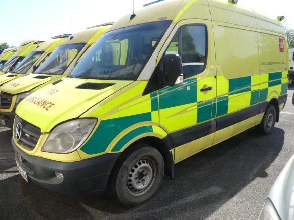 REF:18 - Ambulance Mercedes-Benz Sprinter (2013-287.720 km) - Ambulância: foto 1 REF:18 - Ambulance Mercedes-Benz Sprinter (2013-287.720 km) - Ambulância: foto 1