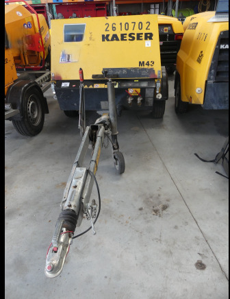 REF:2610 - Compresseur tractable Kaeser M43 - Compressor de ar: foto 1 REF:2610 - Compresseur tractable Kaeser M43 - Compressor de ar: foto 1