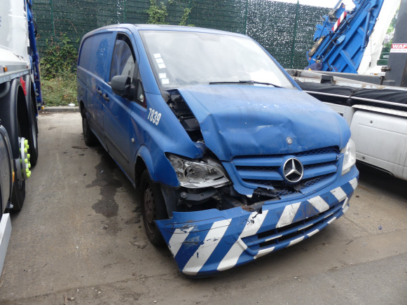 REF:7839 - Voiture accidentée Mercedes-Benz - Automóvel: foto 2 REF:7839 - Voiture accidentée Mercedes-Benz - Automóvel: foto 2