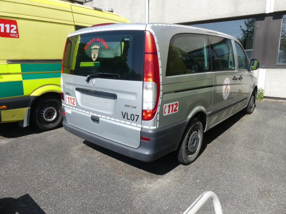 REF:VL07 - Camionnette Mercedes-Benz vito 108 cdi (2005-210.558 km) - Furgão de passageiros: foto 3 REF:VL07 - Camionnette Mercedes-Benz vito 108 cdi (2005-210.558 km) - Furgão de passageiros: foto 3