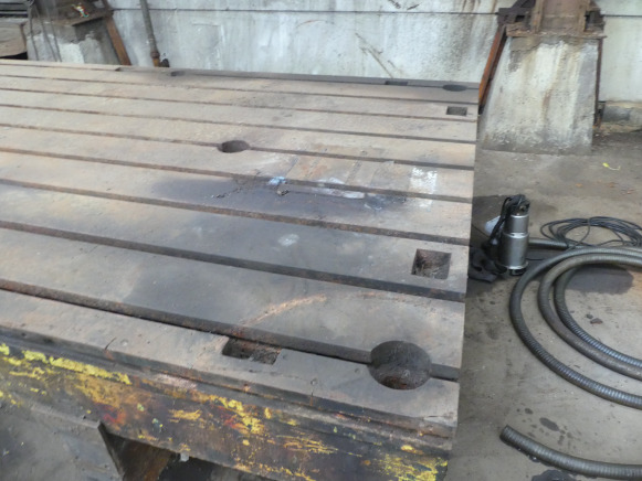 Table de soudure - Máquina para metal: foto 4 Table de soudure - Máquina para metal: foto 4