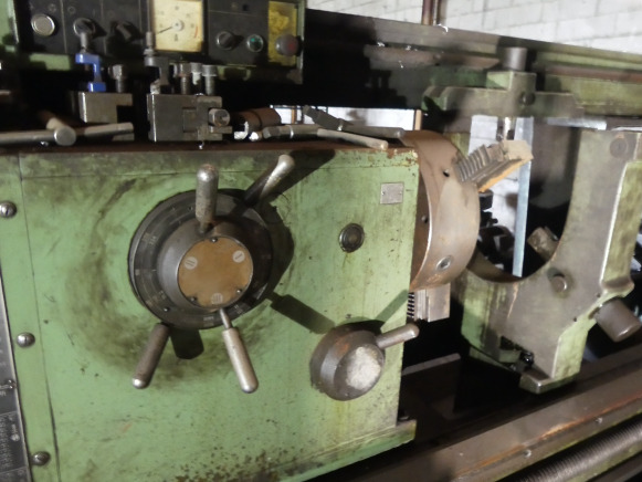 Tour à métaux et accessoires Tos trencini SUI 80 - Máquina para metal: foto 5 Tour à métaux et accessoires Tos trencini SUI 80 - Máquina para metal: foto 5