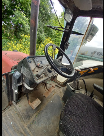 Tracteur Case International 4240XLA - Trator: foto 2 Tracteur Case International 4240XLA - Trator: foto 2