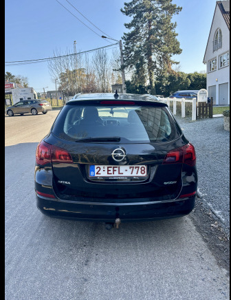 Voiture Opel Astra - Automóvel: foto 2 Voiture Opel Astra - Automóvel: foto 2