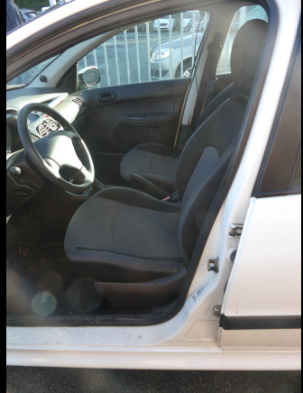 Voiture Peugeot 206 (2006-87.764 km) - Automóvel: foto 5 Voiture Peugeot 206 (2006-87.764 km) - Automóvel: foto 5