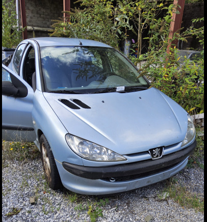 Peugeot 206 hdi - Automóvel: foto 1 Peugeot 206 hdi - Automóvel: foto 1