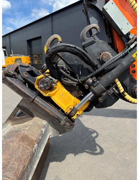 Escavadeira de rodas Doosan DX170-5 Engcon Gripper S Afneembaar.: foto 11